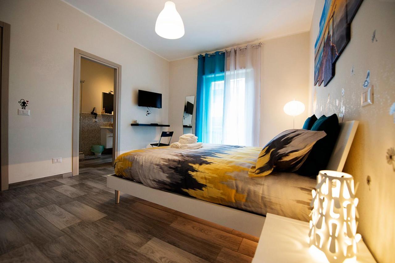 Linea1 B&B Napoli Bagian luar foto